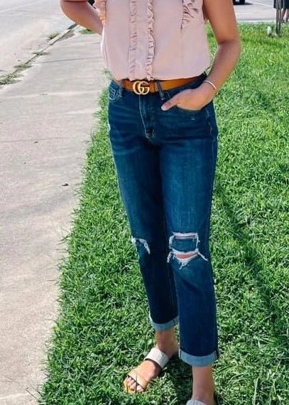 Distressed Roll Up Stretch Mom Jeans